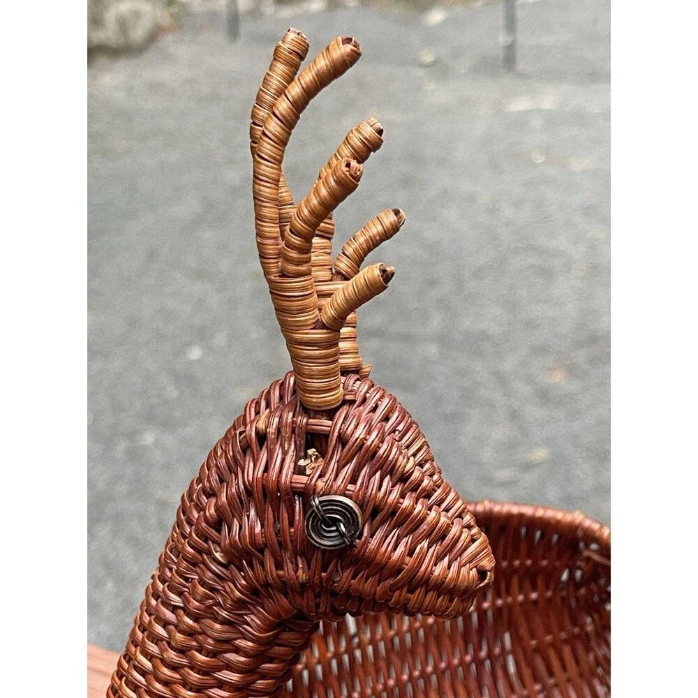 VTG Wicker Rattan Reindeer Basket Boho Woodland Christmas Centerpiece 11